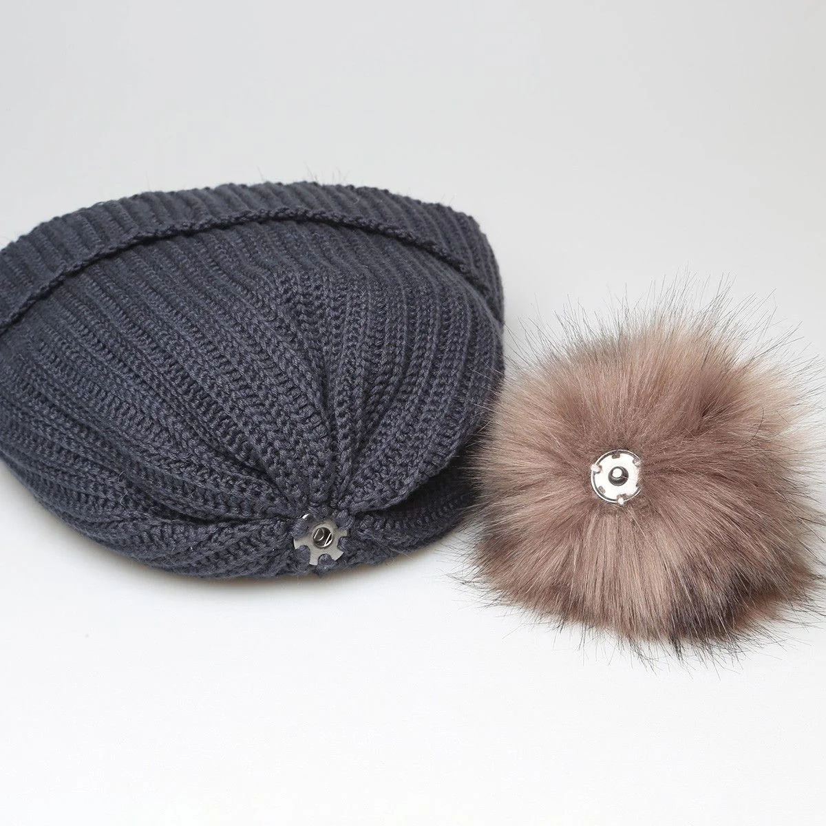 Pompon - Brązowy - Image 2