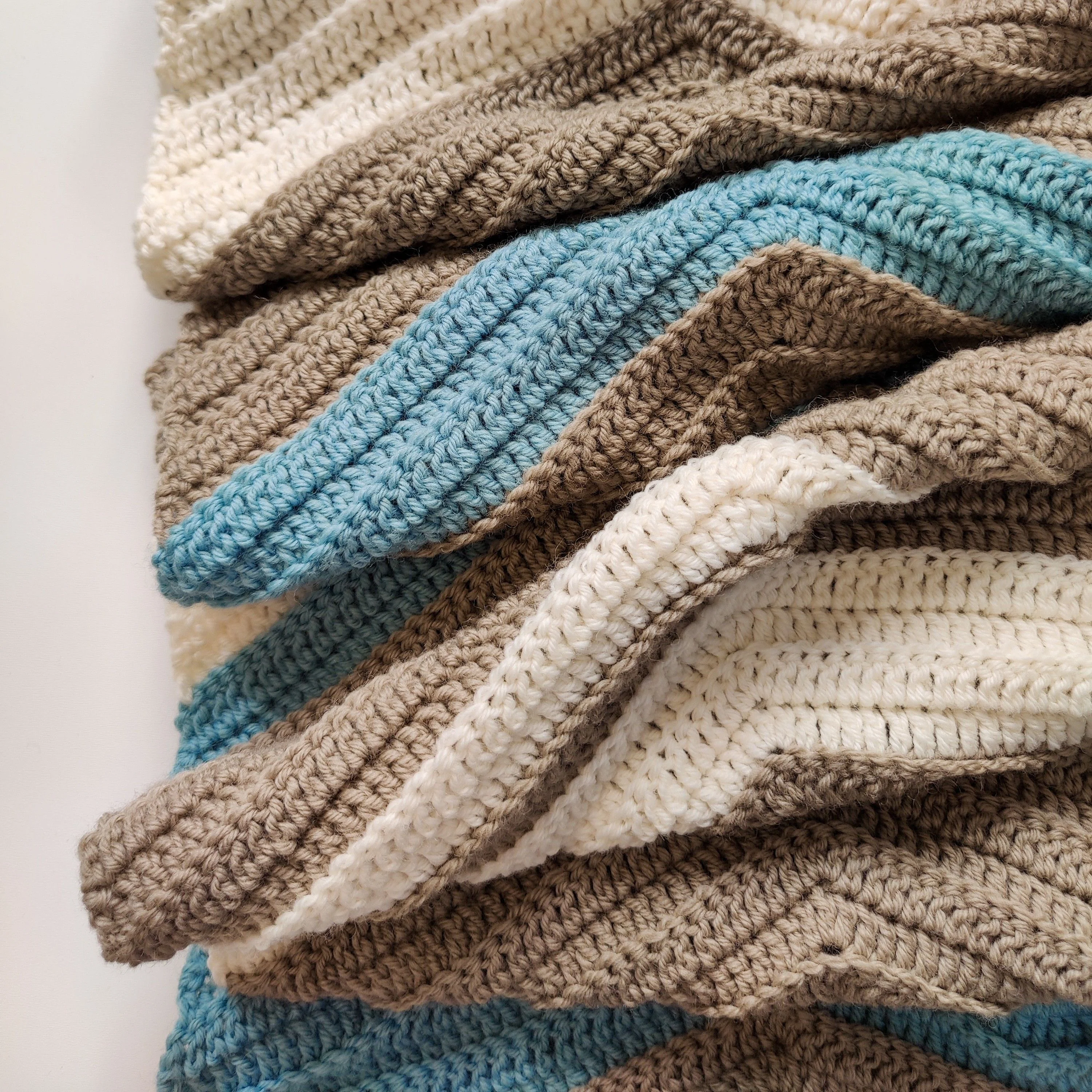 Pebble Pointe - Scarf - Image 3
